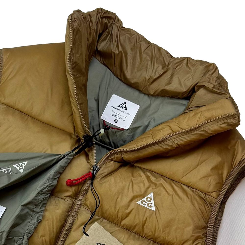 Жилетка Nike ACG Новая с бирками