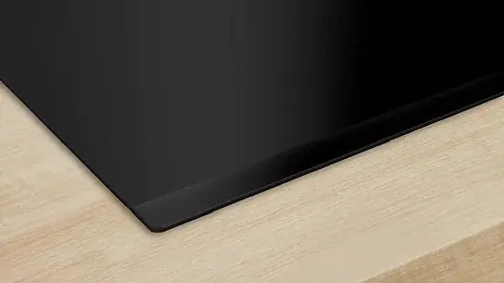 Встраиваемая индукционная варочная панель Bosch PXE831HC1E