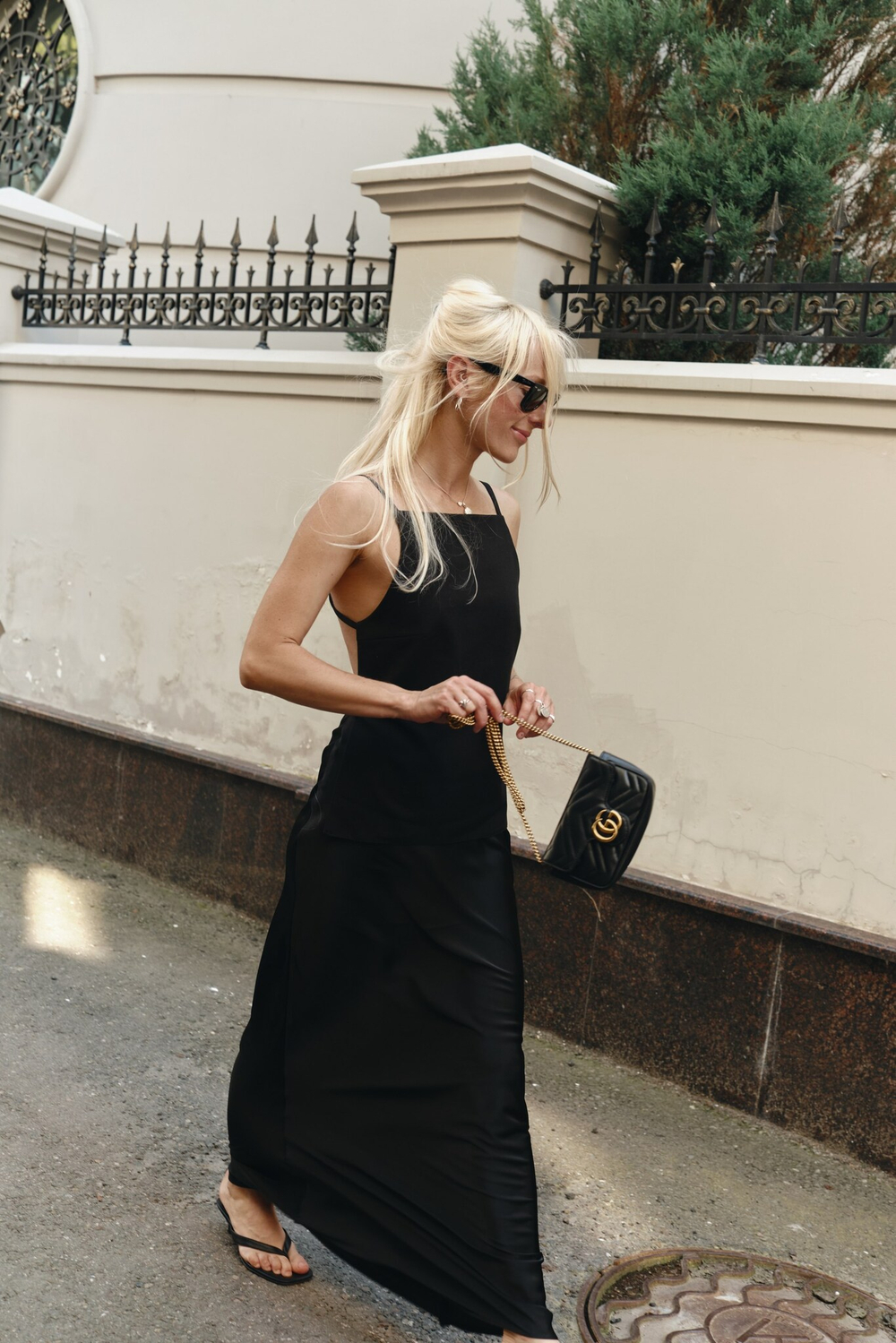 Топ с открытой спиной bk