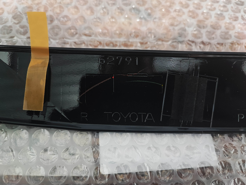 Накладка стойки задней правой RAV4 (XA50) Новая Оригинал 6279142030