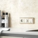 Выключатель двухклавишный с подсветкой (перламутровый рифленый) W1120113