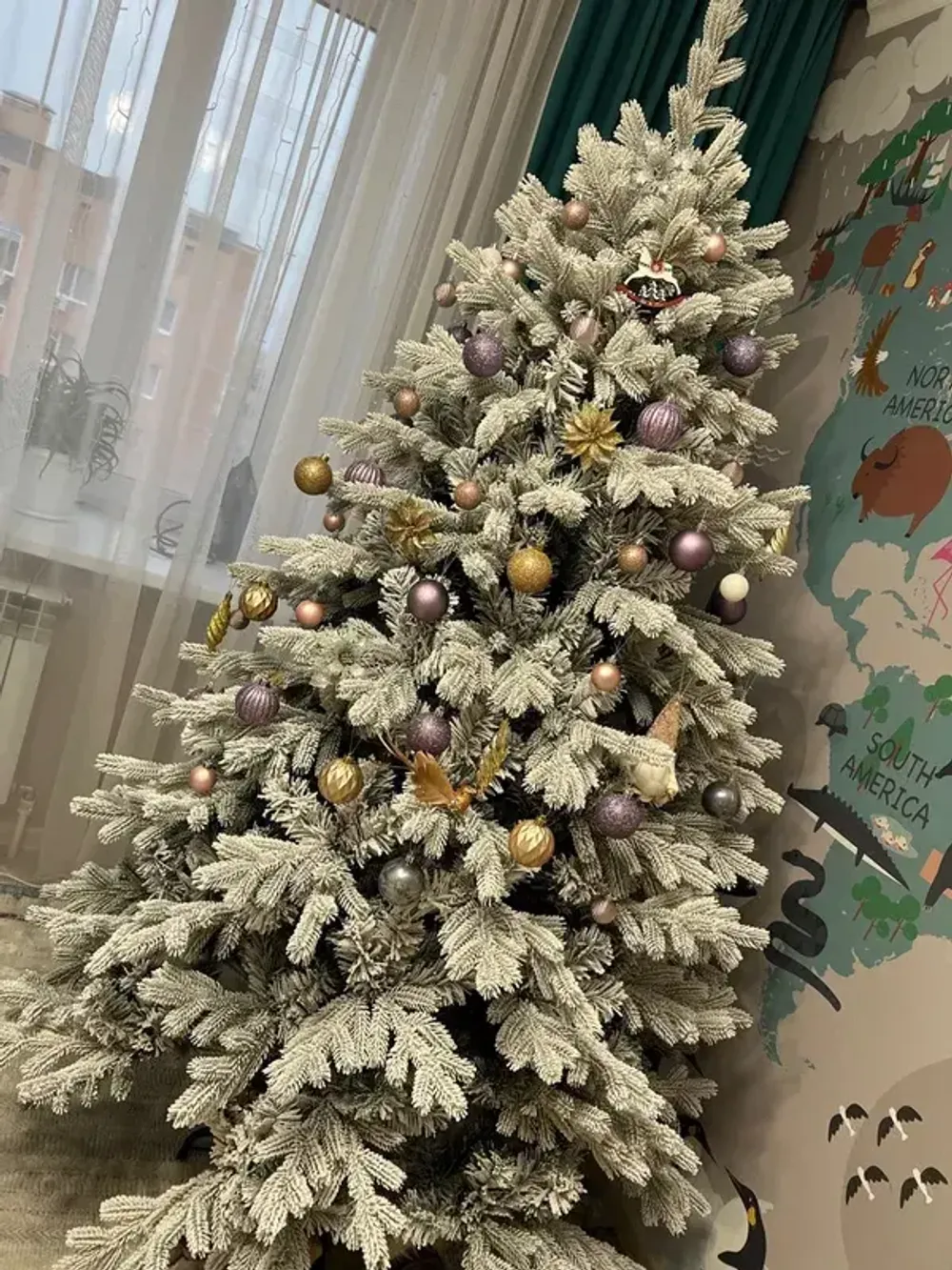 Заснеженная елка «Аляска» (Литая+пвх) 270 см / 2.7 м