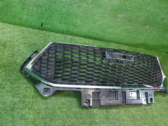 Решетка радиатора Haval F7 (2018-2022)