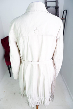 Плащ Etcetera светлый, маркировка 40, визуально на 46 размер