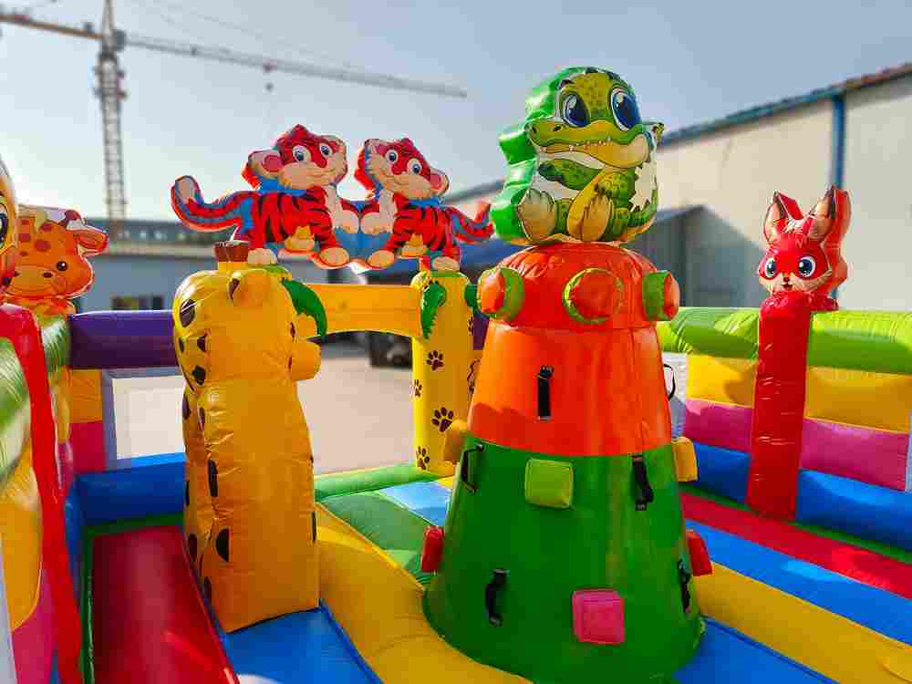 Коммерческий надувной батут «Тигриная страна 5», 9*5*5 м