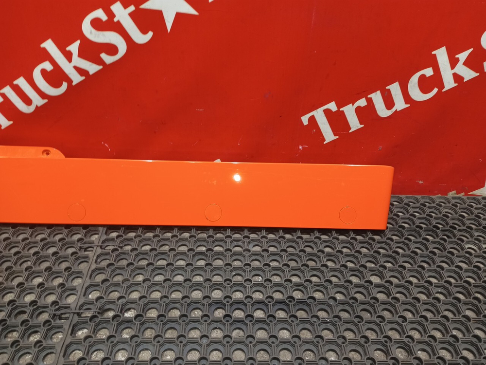 Молдинг кабины правый 2023г.