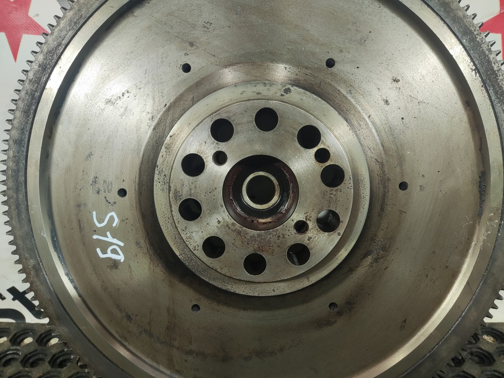 Маховик двигателя 2017г