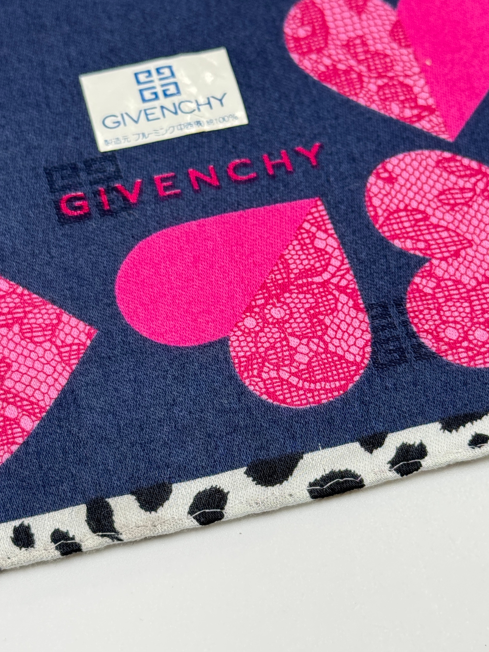 Платок синий с сердечками Givenchy
