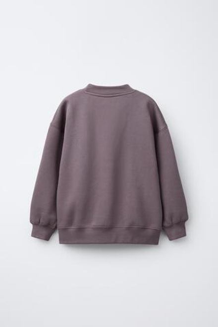 ZARA ТОЛСТОВКА С ТЕКСТОВЫМ ПРИНТОМ, РОЗОВАТЫЙ