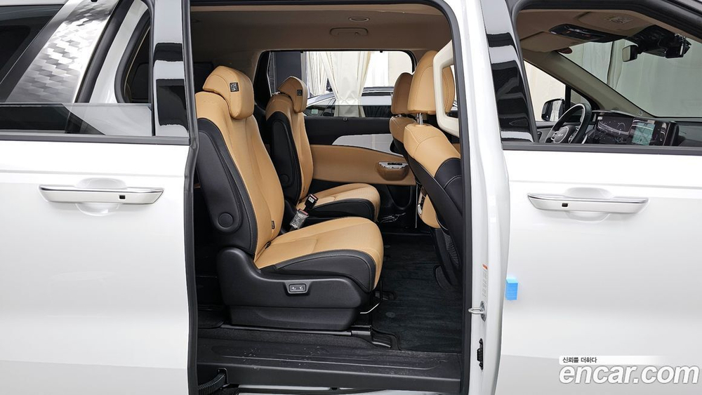 Kia Carnival (Sedona) 4 Generation 9-и местный Noblesse (11.2022)