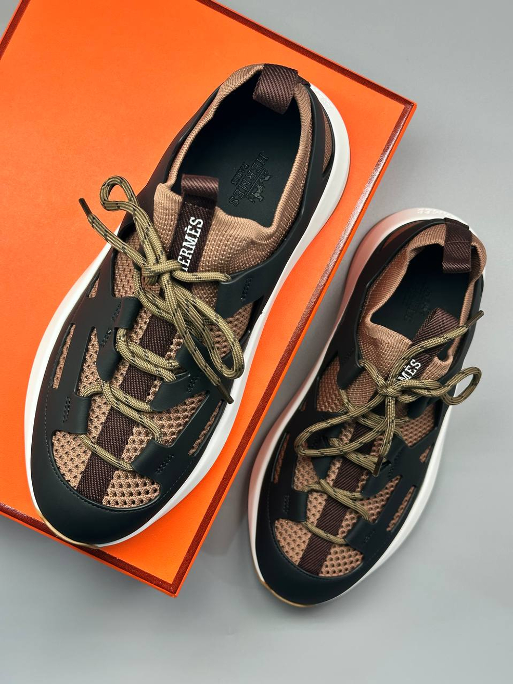 Кроссовки Hermes