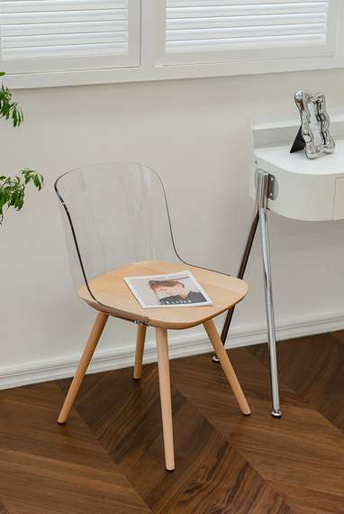 Стул Bjorg с прозрачной спинкой