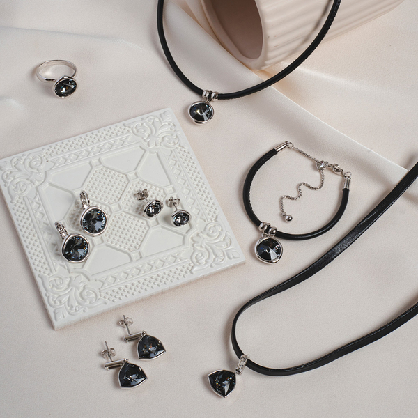 Серьги-пусеты Fiore Luna Crystal Silver Night SWE298 CSN S
