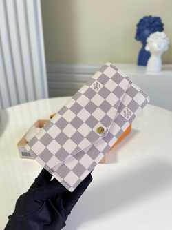 Louis Vuitton Sarah Wallet