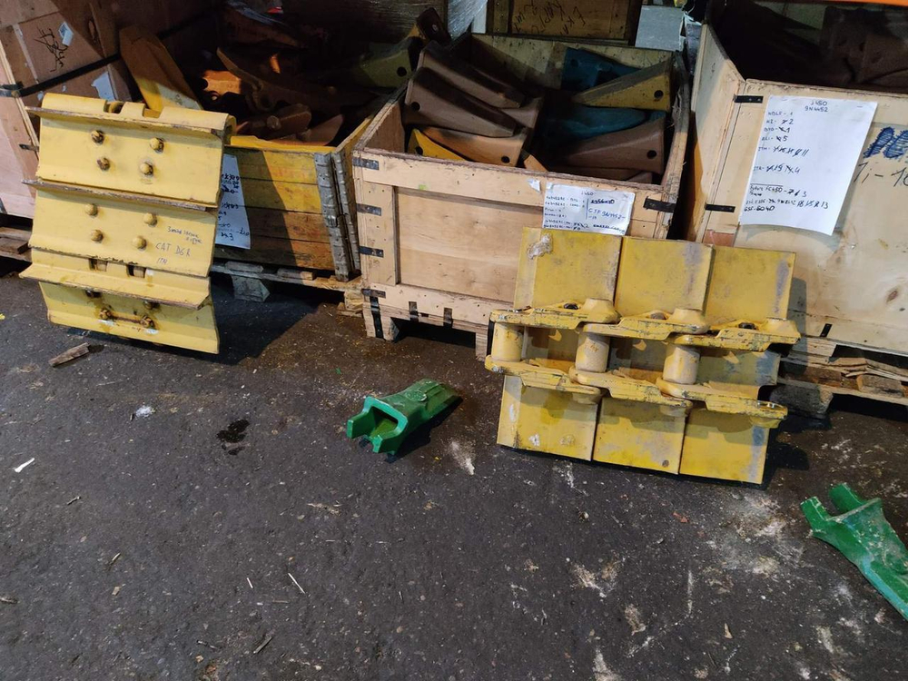 Отрезок цепи на 3 звена для Cat D6R PR734 850J с башмаками