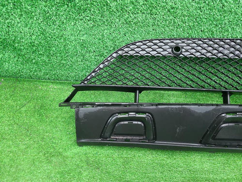 Решетка перед. бампера Mercedes GLC X253 15-19 AMG