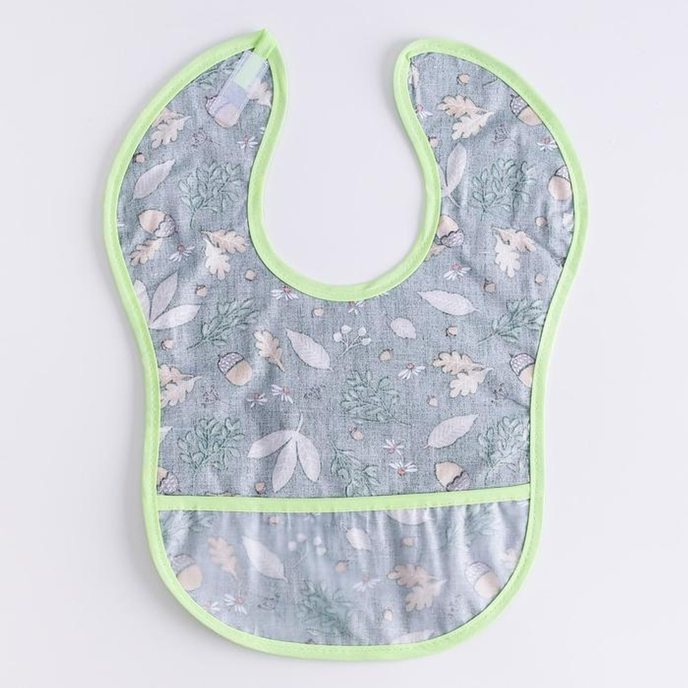 5545682 Нагрудник детский, непромокаемый с карманом «Лес» на липучке