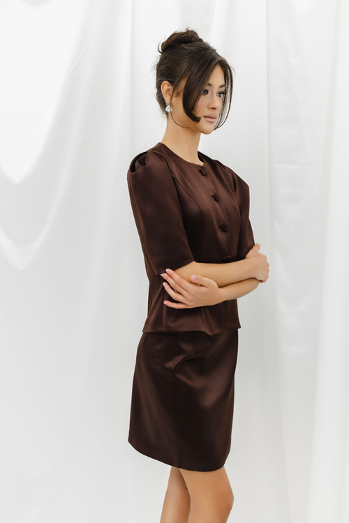 Блуза из атласа на пуговицах шоколадная