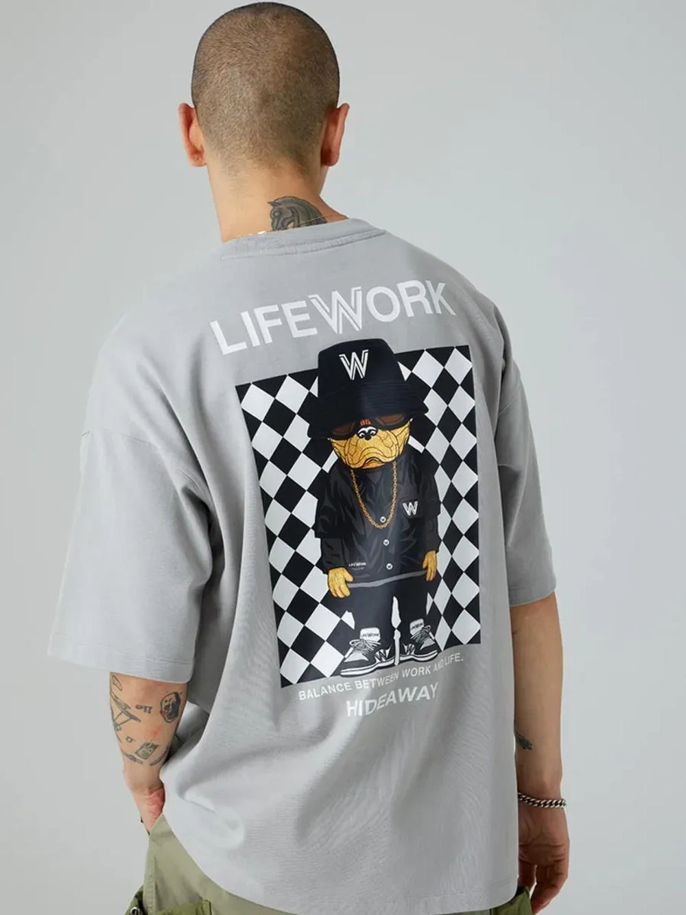 Футболка с принтом chekerboard hipdok на спине