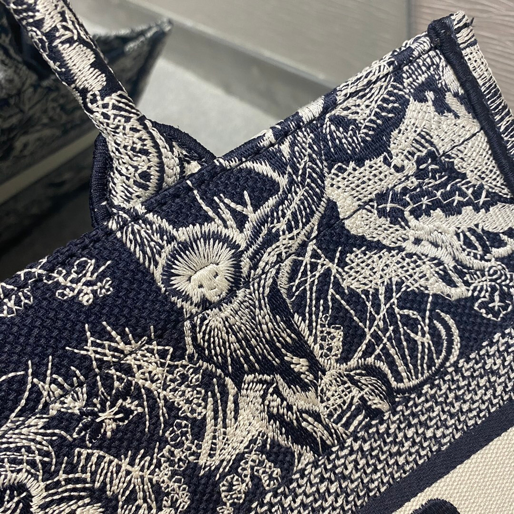 Christian Dior Book Tote 36 cm