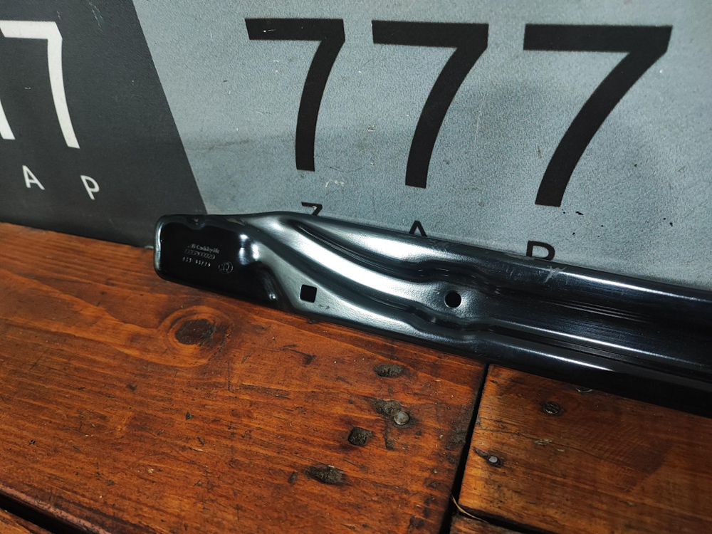 Кронштейн панели передней левый Skoda Kodiaq 16-нв Б/У Оригинал 565806929