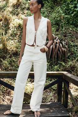 ZARA ДЖИНСЫ Z1975 STRAIGHT СО СРЕДНЕЙ ПОСАДКОЙ И ЗАКЛЕПКАМИ, БЕЛЫЙ