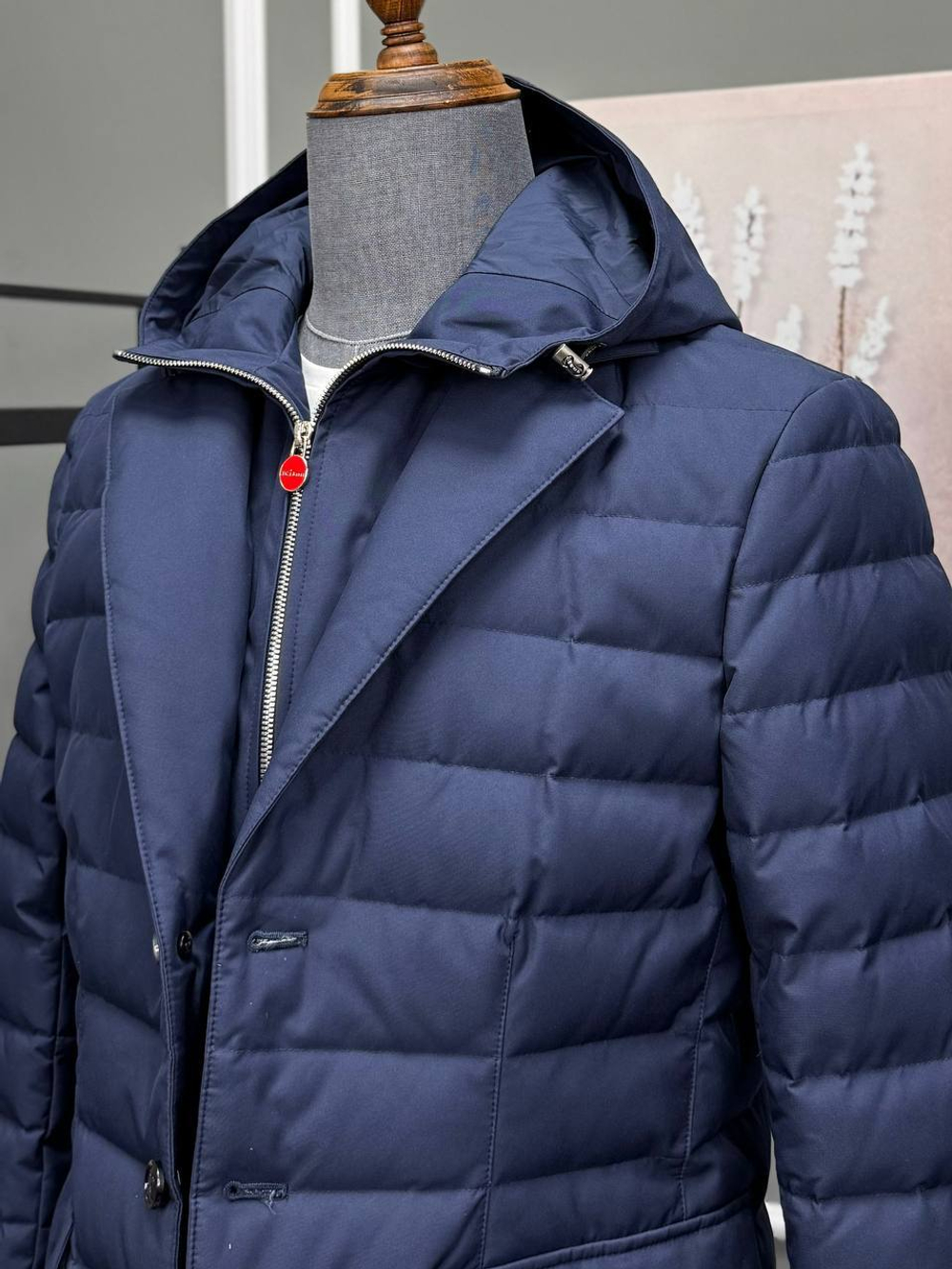 Пуховик Kiton