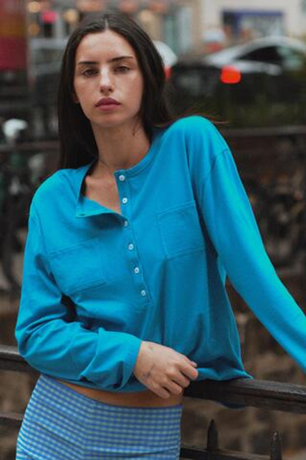 ZARA ФУТБОЛКА С КАРМАНАМИ И ВОРОТНИКОМ НА ПУГОВИЦАХ, МЯГКИЙ БИРЮЗОВЫЙ