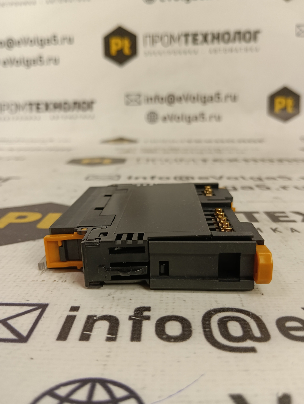 Omron GRT1-ID8-1 новое