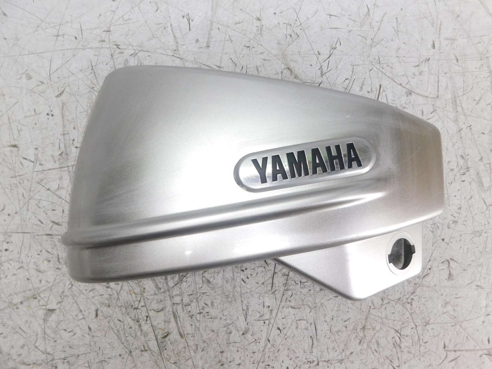 Пластик боковой левый Yamaha Drag Star 400 Classic XVS400 4TR-21711-00-00