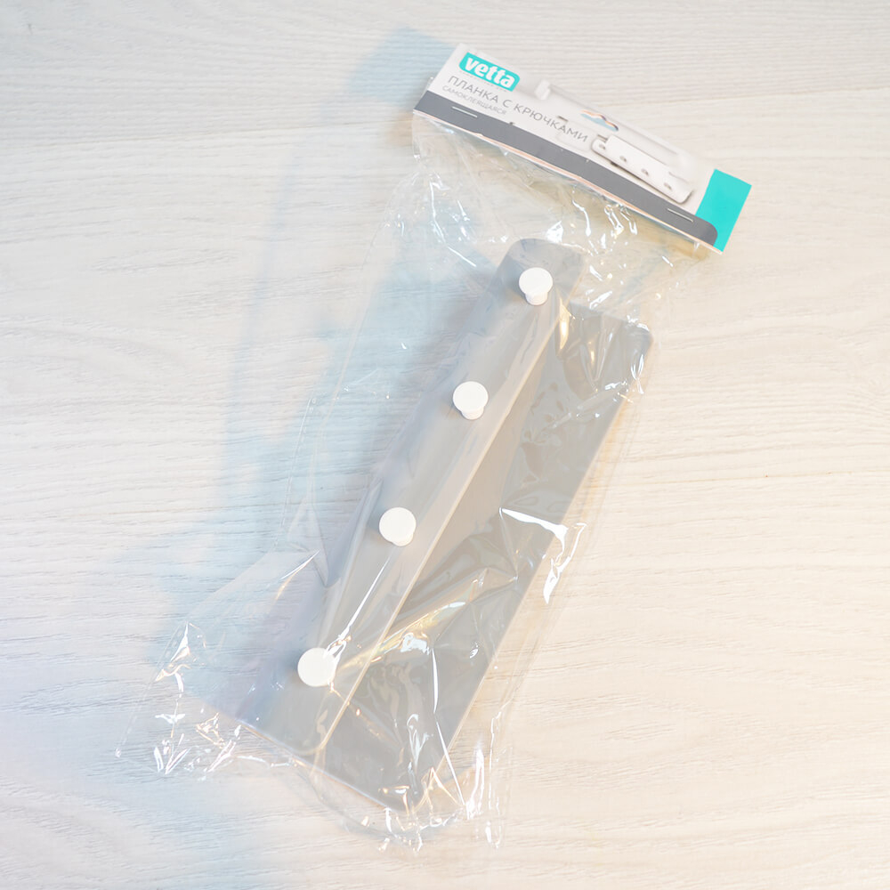 Планка с 4 крючками самоклеящаяся, 21,5*6,5*5см VETTA