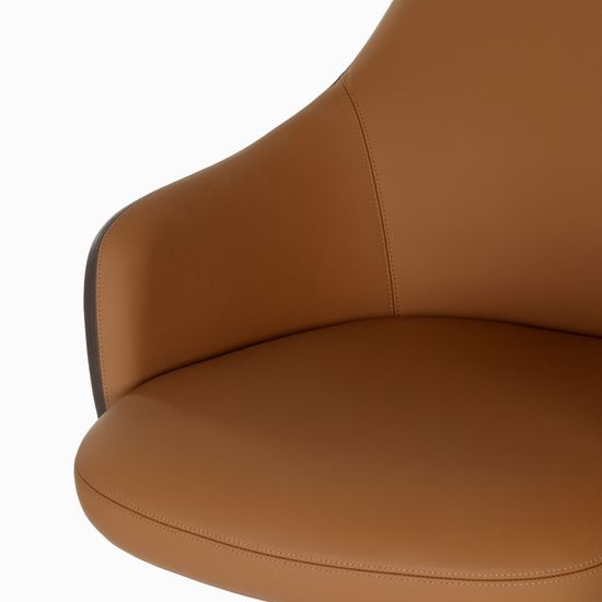 Офисное кресло Royal натуральная кожа