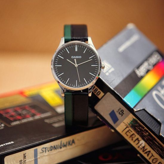 Японские наручные часы CASIO MTP-E133L-1EEF