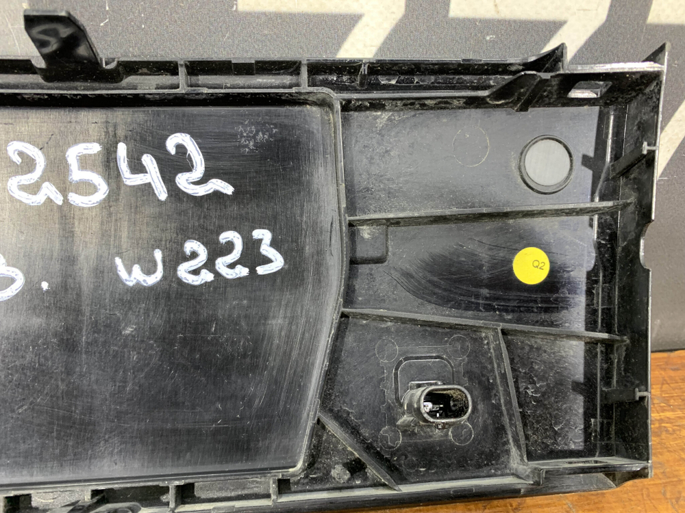 Крышка дистроника Mercedes S (W223) Б/У Оригинал A2238880000