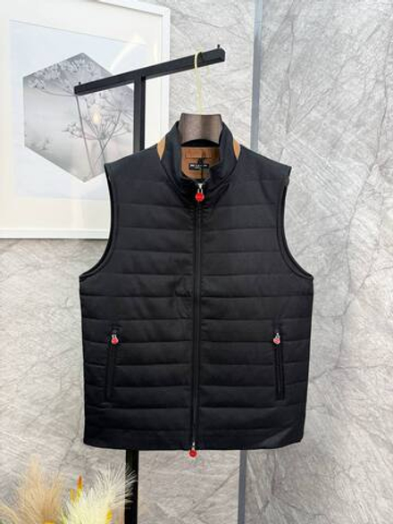 Безрукавка Kiton