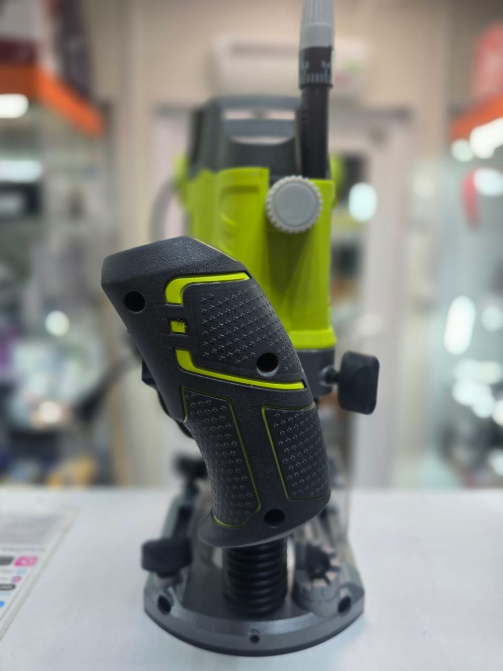 Фрезер Ryobi rtt1600 полный комплект