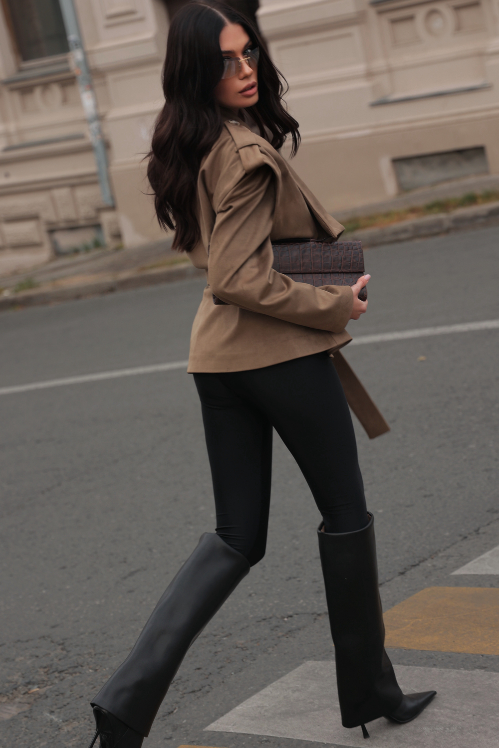 Укороченный тренч «KHAKI»