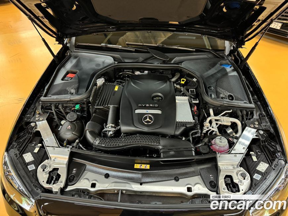 Mercedes-Benz E-Class W213 E300e 4MATIC Exclusive (02.2023)