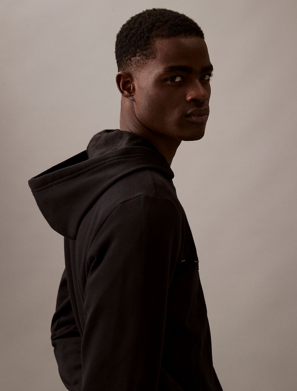 Худи на молнии Calvin Klein Fleece Logo Piping Classic Black Beauty