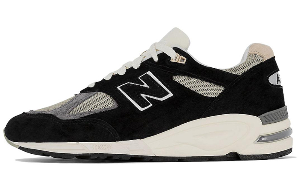 Кроссовки New Balance Teddy Madenb 990 V2