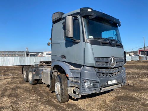 Mercedes-Benz AROCS 6x4 Седельный тягач 3348S AT (Дизельный, 12,8 л, 476 л.с., АТ)