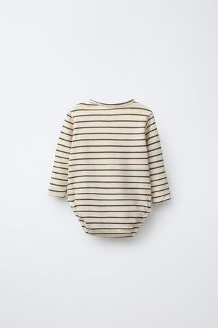 ZARA БОДИ В ПОЛОСКУ С ВЫШИТЫМ ОЛЕНЕМ, ЭКРЮ/ЗЕЛЕНЫЙ