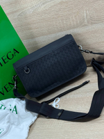 Сумка-мессенджер Bottega Veneta