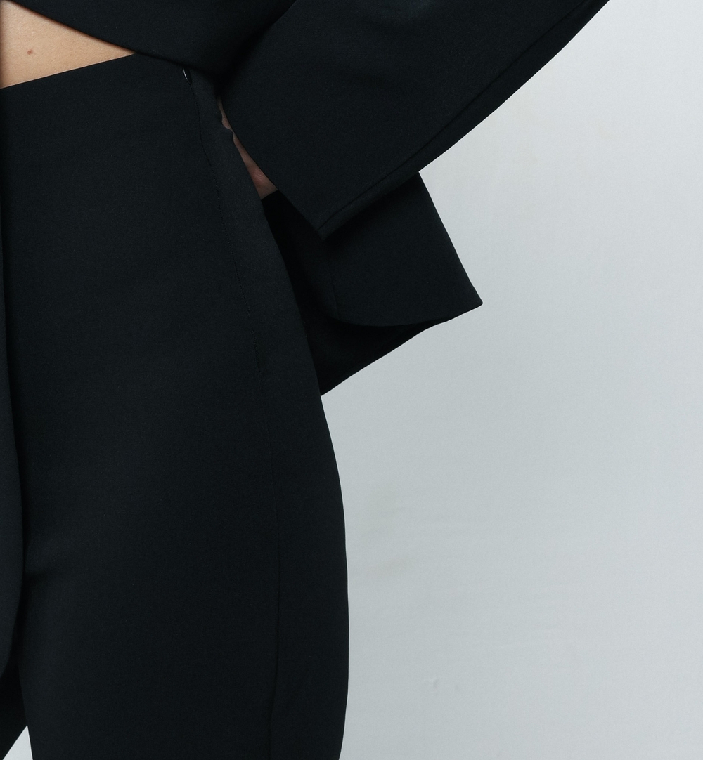 Брюки с разрезом сбоку