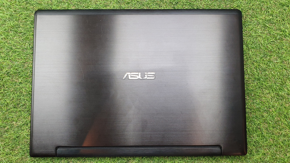 Ноутбук ASUS i3/4 Gb/GT 635M - 2 ГБ/ K56CM-XX014R [90nuhl414w1113rd13ay]/Windows 10