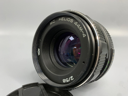 MC Helios 44M-4