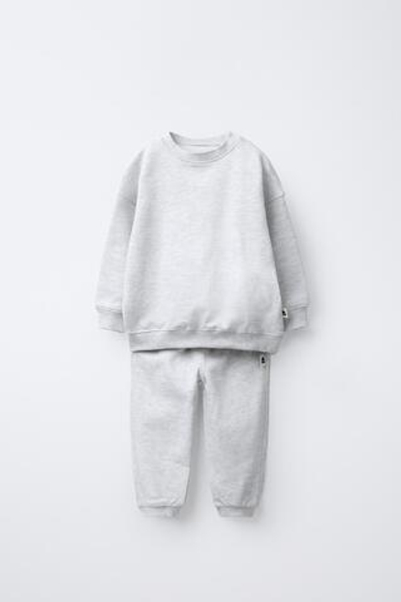 ZARA КОМПЛЕКТ ИЗ ТОЛСТОВКИ И БРЮК-ДЖОГГЕРОВ С ЭТИКЕТКОЙ, СЕРЫЙ МЕЛАНЖ