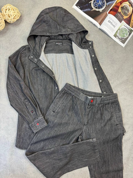 Джинсовый костюм Kiton