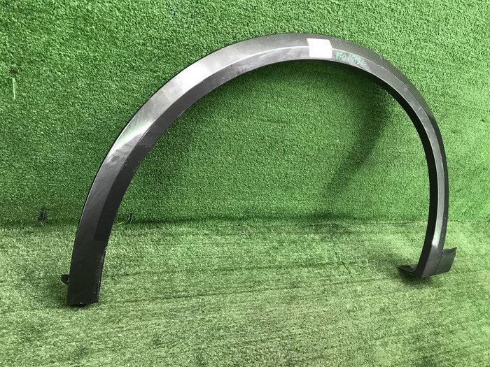 Расширитель передний левый Lixiang L9 (2022-н.в.)