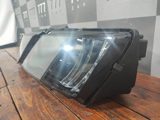 Фара левая Skoda Octavia 3 (A7) 17-20 Б/У Оригинал 5E1941015C